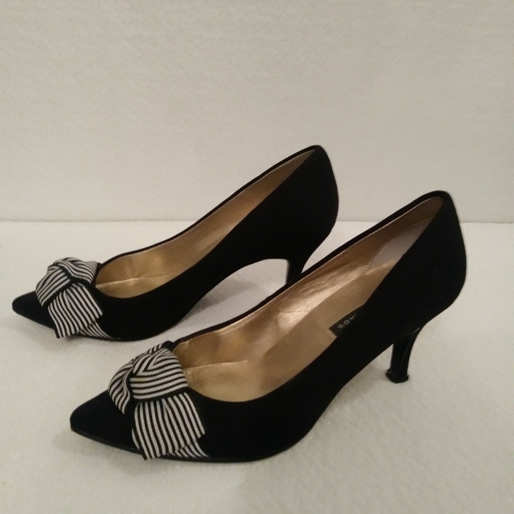 Shoes - Picture 6 of 6